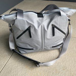 Nike Formflux Carry All Tote Bag-Wolf Grey/Black
